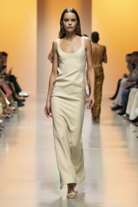 Коллекция Georges Hobeika Ready-To-Wear Весна-Лето 2025 Коллекция Georges Hobeika Ready-To-Wear Весна-Лето 2025