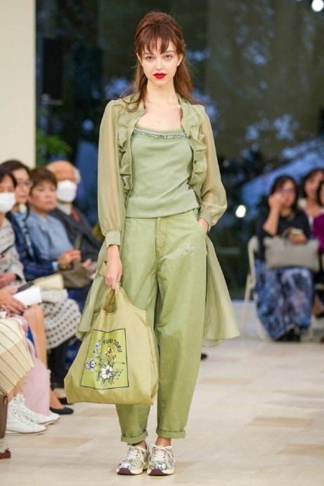 Коллекция Yuki Torii Ready-To-Wear Весна-Лето 2025