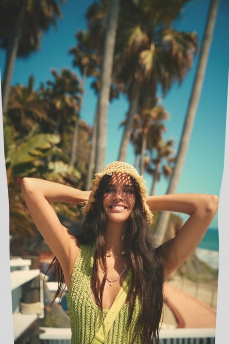 Сара Сампайо (Sara Sampaio) украсила обложку июньского выпуска Harper’s Bazaar Greece Сара Сампайо (Sara Sampaio) украсила обложку июньского выпуска Harper’s Bazaar Greece