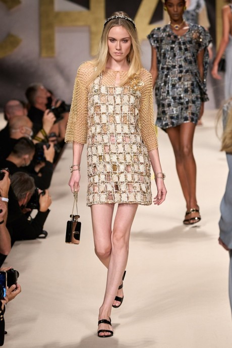 Коллекция Chanel Ready-To-Wear Весна-Лето 2022