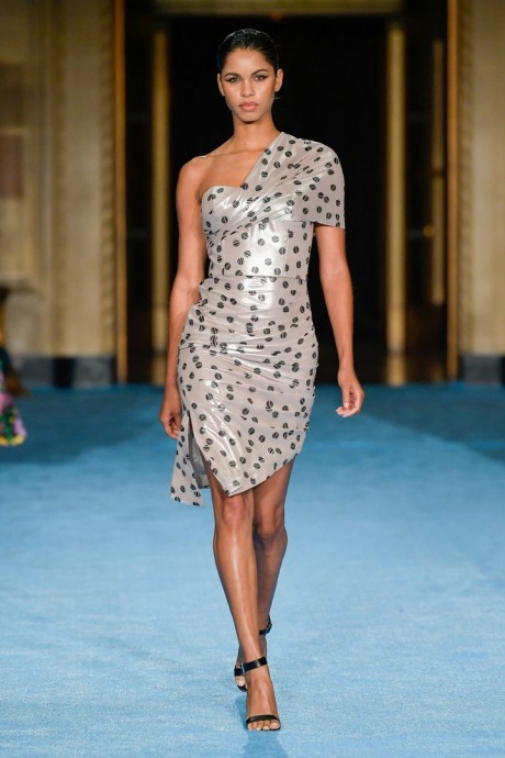 Коллекция Christian Siriano Ready-To-Wear Весна-Лето 2022 Коллекция Christian Siriano Ready-To-Wear Весна-Лето 2022