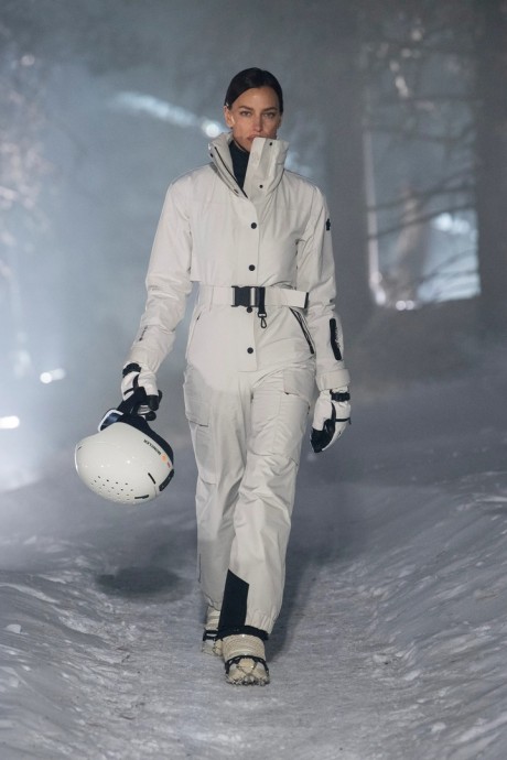 Обзор коллекции Moncler Grenoble fall 2024 ready-to-wear Обзор коллекции Moncler Grenoble fall 2024 ready-to-wear