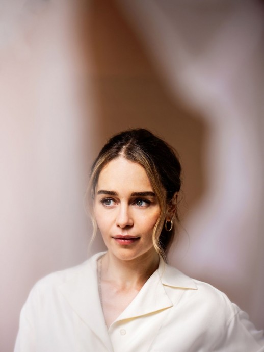 Эмилия Кларк (Emilia Clarke) в фотосессии для журнала Big Issue (2024) Эмилия Кларк (Emilia Clarke) в фотосессии для журнала Big Issue (2024)