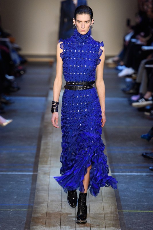 Alexander McQueen Fall-Winter 2019 Alexander McQueen Fall-Winter 2019