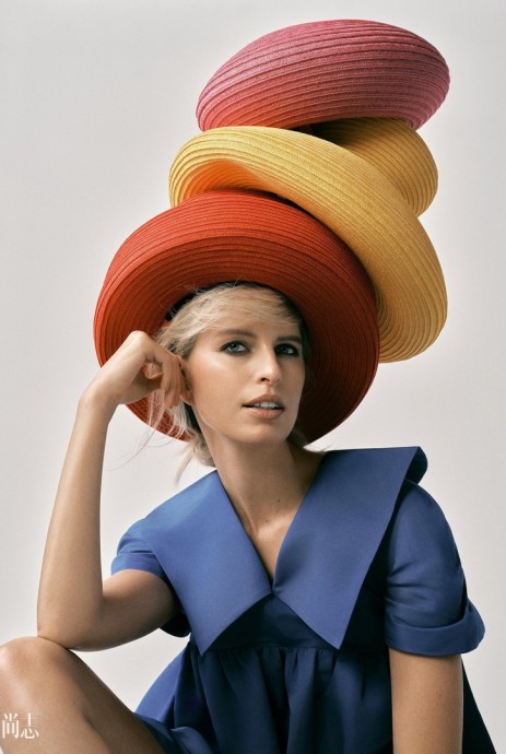 Каролина Куркова (Karolina Kurkova) в фотосессии для F Magazine China (2025) Каролина Куркова (Karolina Kurkova) в фотосессии для F Magazine China (2025)