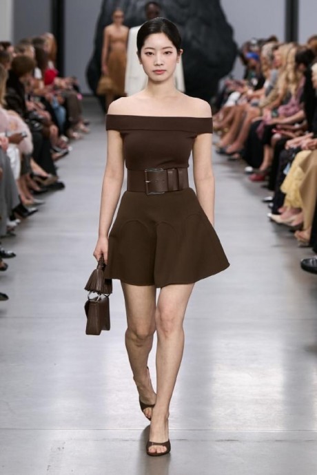Коллекция Michael Kors Ready-To-Wear Весна-Лето 2025