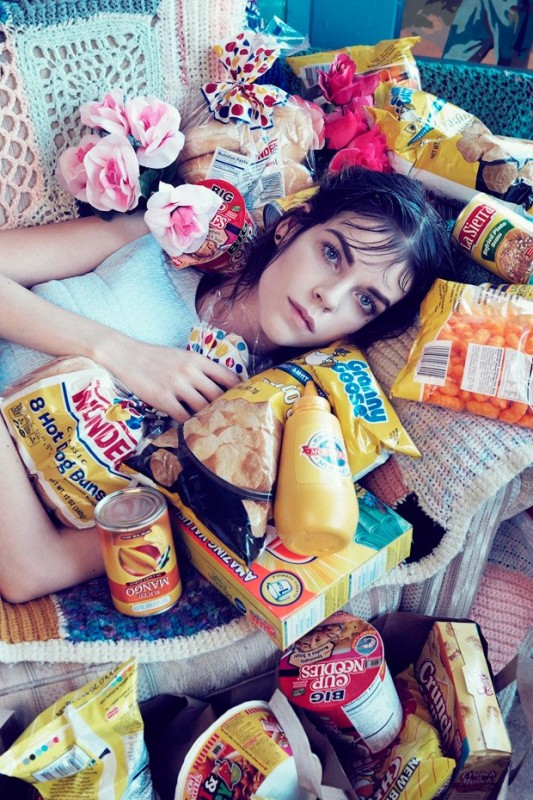 Meghan Collison for Numéro China by Sofia Sanchez & Mauro Mongiello Meghan Collison for Numéro China by Sofia Sanchez & Mauro Mongiello