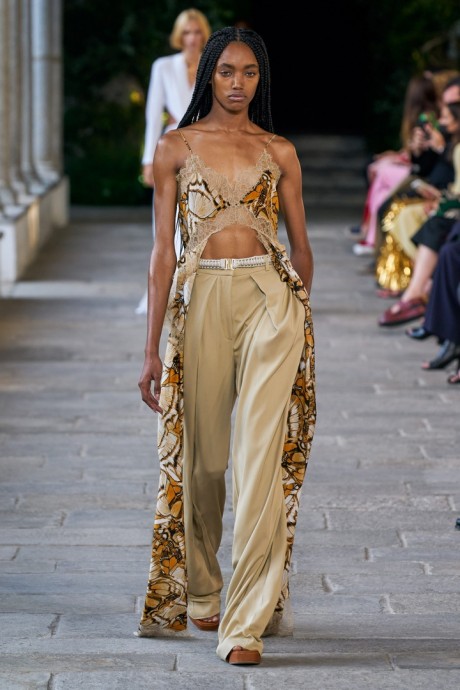 Коллекция Alberta Ferretti Ready-To-Wear Весна-Лето 2022