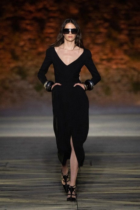 Коллекция Alberta Ferretti RESORT 2024