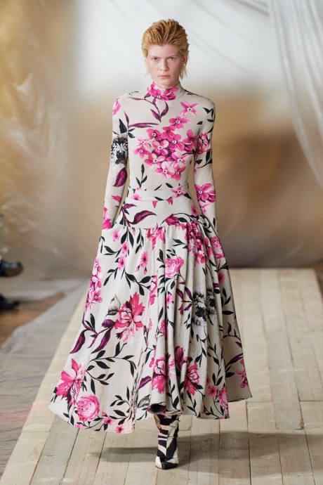 Коллекция Roberto Cavalli Ready-To-Wear Весна-Лето 2022 Коллекция Roberto Cavalli Ready-To-Wear Весна-Лето 2022