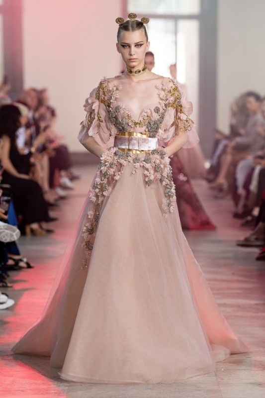 Модели коллекции Elie Saab