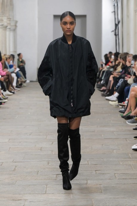 Коллекция Ermanno Scervino Ready-To-Wear Весна-Лето 2023 Коллекция Ermanno Scervino Ready-To-Wear Весна-Лето 2023