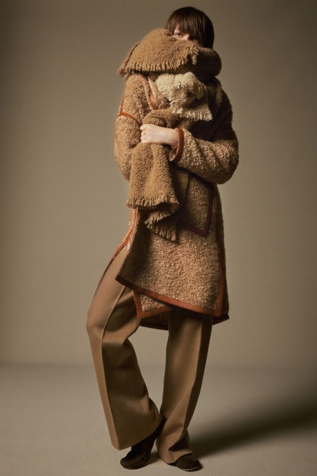 Коллекция Loro Piana Ready-To-Wear Весна-Лето 2023