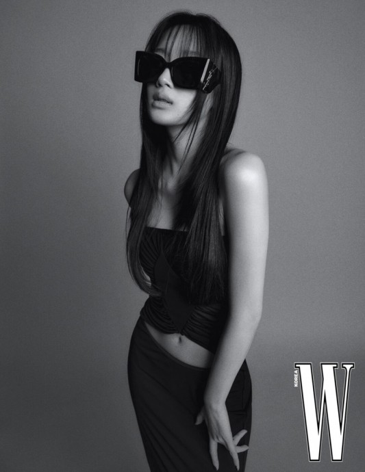 Мун Га-ён (Moon Ga-young) в фотосессии для W Magazine (2023)