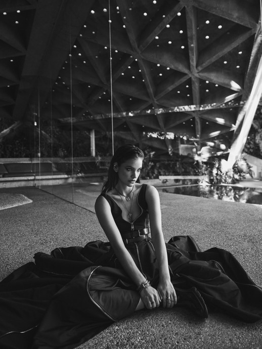 Барбара Палвин (Barbara Palvin) в фотосессии для журнала Harper’s Bazaar Greece Барбара Палвин (Barbara Palvin) в фотосессии для журнала Harper’s Bazaar Greece
