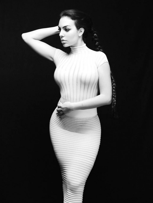 Джорджина Родригес (Georgina Rodriguez) в фотосессии для журнала Vogue Mexico & Latin America (2024)
