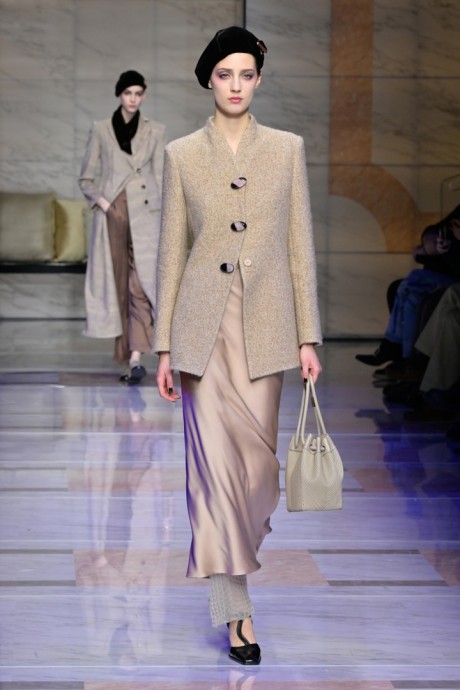 Коллекция Giorgio Armani Ready-To-Wear Осень-Зима 2023 Коллекция Giorgio Armani Ready-To-Wear Осень-Зима 2023