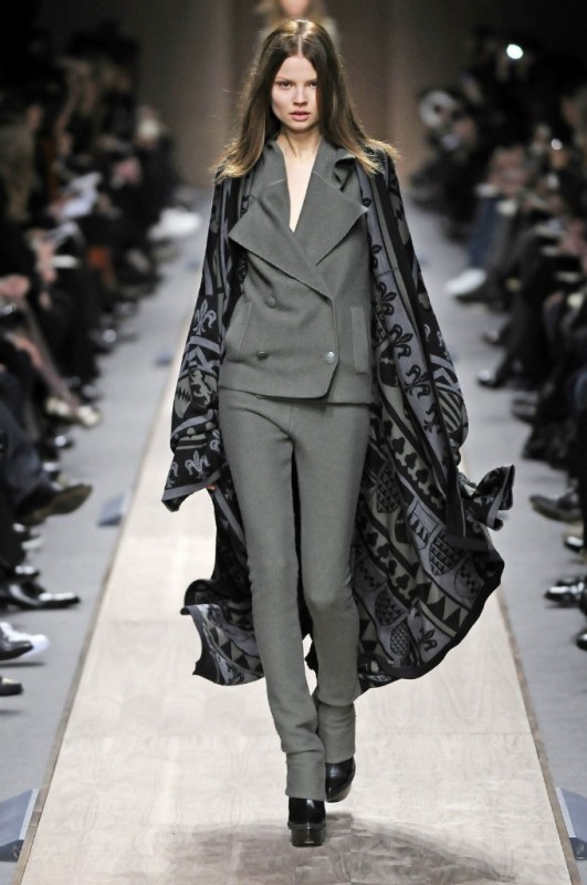 Модели коллекции Stella McCartney Модели коллекции Stella McCartney