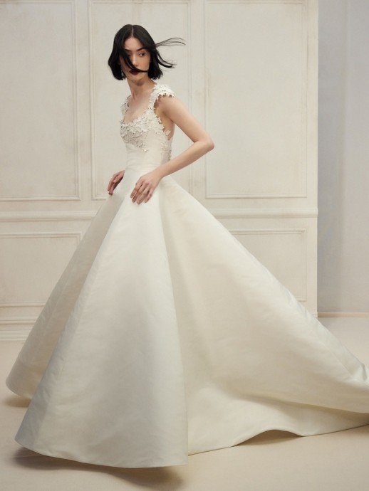 Высокая мода Oscar De La Renta Bridal Falll-Winter 2024/25 Высокая мода Oscar De La Renta Bridal Falll-Winter 2024/25