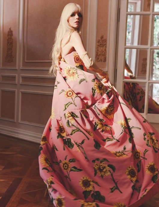 Аня Тейлор-Джой (Anya Taylor-Joy) в фотосессии для журнала Tatler Аня Тейлор-Джой (Anya Taylor-Joy) в фотосессии для журнала Tatler