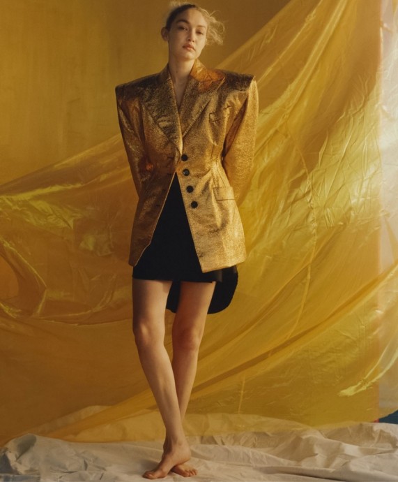 Джиджи Хадид (Gigi Hadid) в фотосессии для журнала Vogue US (2022)