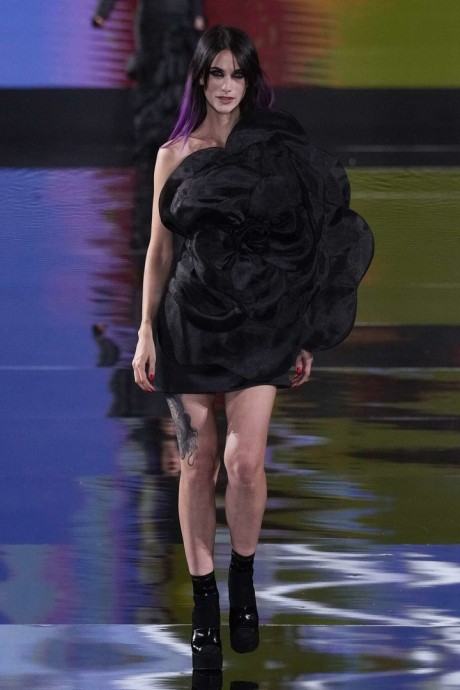 Коллекция L'Oréal Paris Ready-To-Wear Весна-Лето 2024 Коллекция L'Oréal Paris Ready-To-Wear Весна-Лето 2024