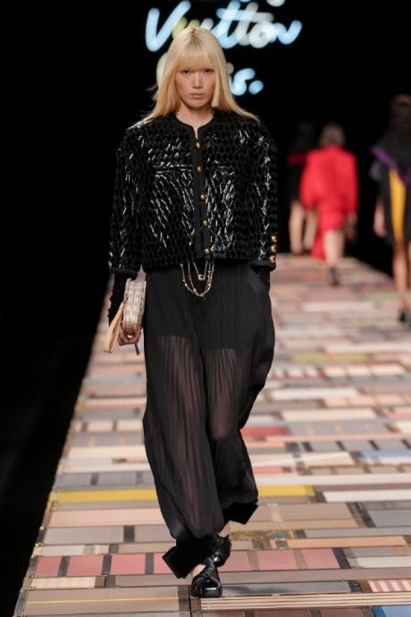 Коллекция Louis Vuitton Ready-To-Wear Весна-Лето 2025 Коллекция Louis Vuitton Ready-To-Wear Весна-Лето 2025
