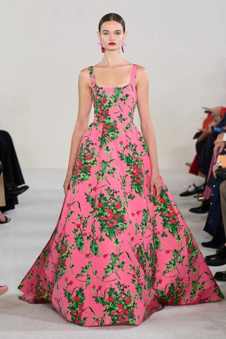 Коллекция Carolina Herrera Ready-To-Wear Весна-Лето 2023