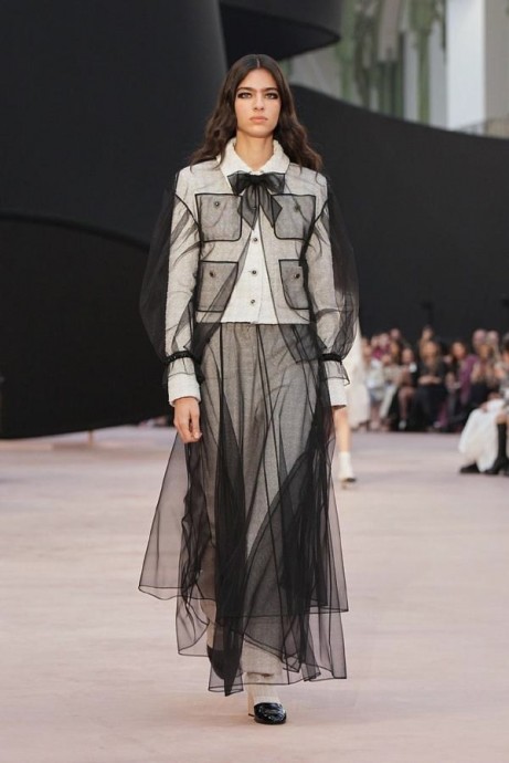Коллекция Chanel Ready-To-Wear Осень-Зима 2025-2026 Коллекция Chanel Ready-To-Wear Осень-Зима 2025-2026