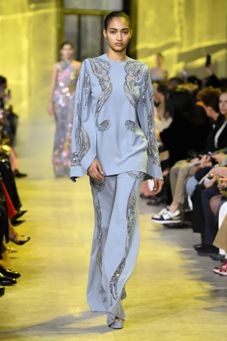 Коллекция Elie Saab Ready-To-Wear Осень-Зима 2023-2024 Коллекция Elie Saab Ready-To-Wear Осень-Зима 2023-2024