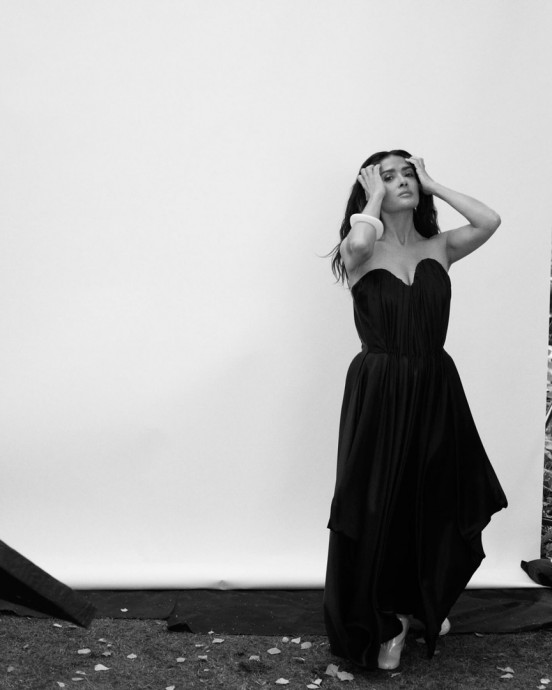 Сальма Хайек (Salma Hayek) в фотосессии для WSJ. Magazine (2024) Сальма Хайек (Salma Hayek) в фотосессии для WSJ. Magazine (2024)