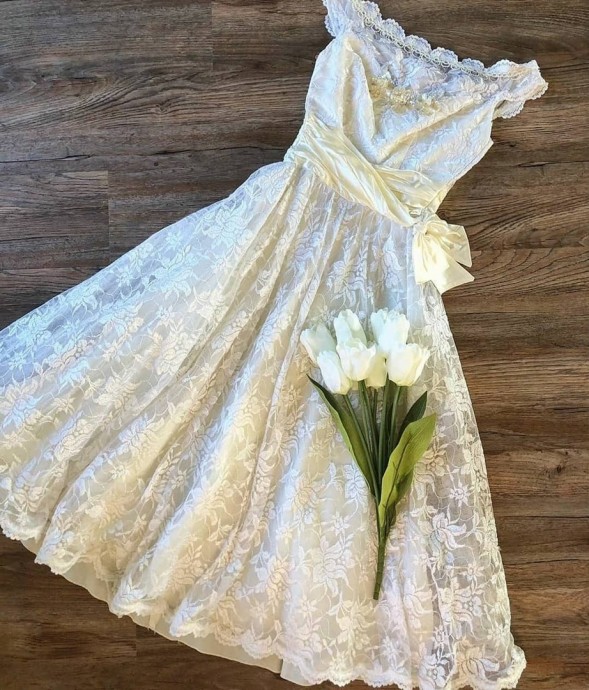 Укороченные наряды, специально созданные для создания нежного образа невесты