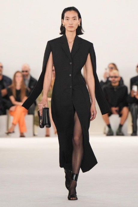 Коллекция Ferragamo Ready-To-Wear Весна-Лето 2024