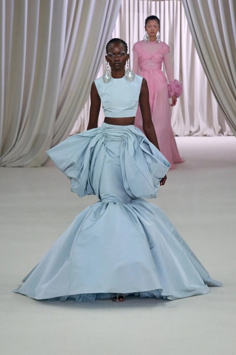 Коллекция Giambattista Valli 2023 couture