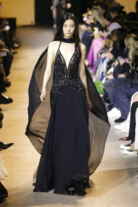 Коллекция Elie Saab Ready-To-Wear Fall/Winter 2024 Paris Коллекция Elie Saab Ready-To-Wear Fall/Winter 2024 Paris
