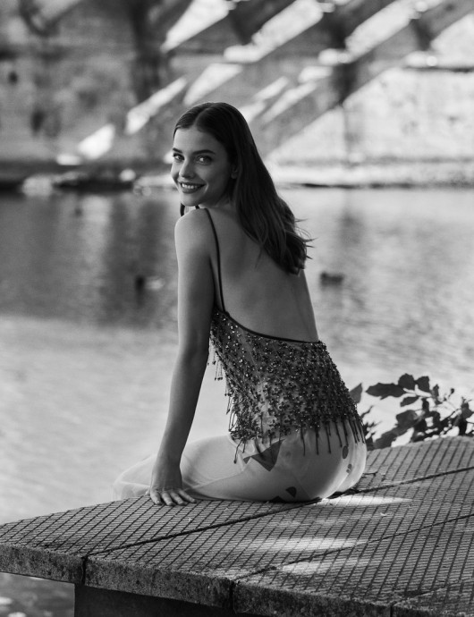 Барбара Палвин (Barbara Palvin) в фотосессии для журнала ELLE Spain (2022)