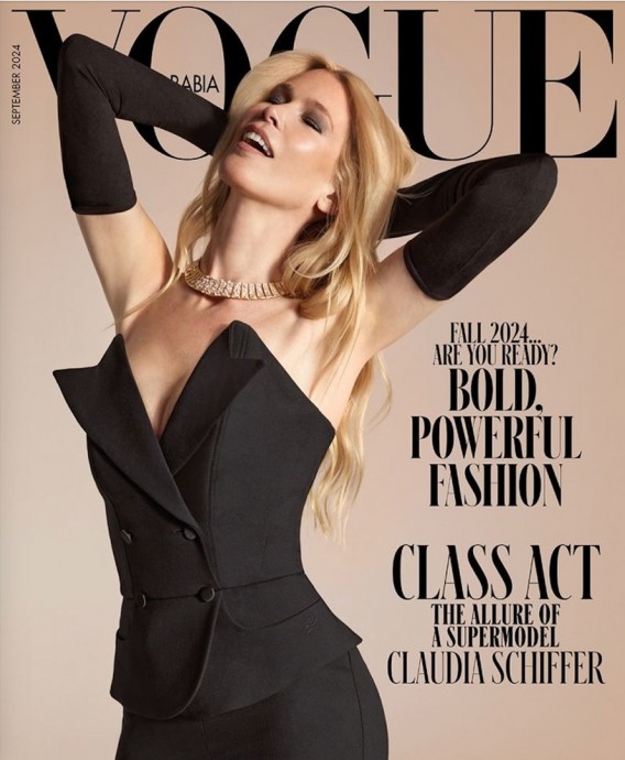 Клаудия Шиффер (Claudia Schiffer) в фотосессии для журнала Vogue Arabia (2024) Клаудия Шиффер (Claudia Schiffer) в фотосессии для журнала Vogue Arabia (2024)