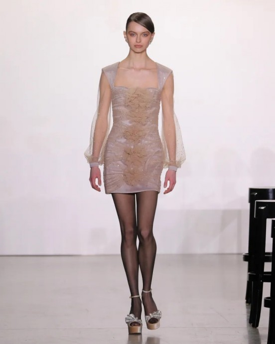 Коллекция Badgley Mischka Ready-To-Wear Осень-Зима 2023 Коллекция Badgley Mischka Ready-To-Wear Осень-Зима 2023