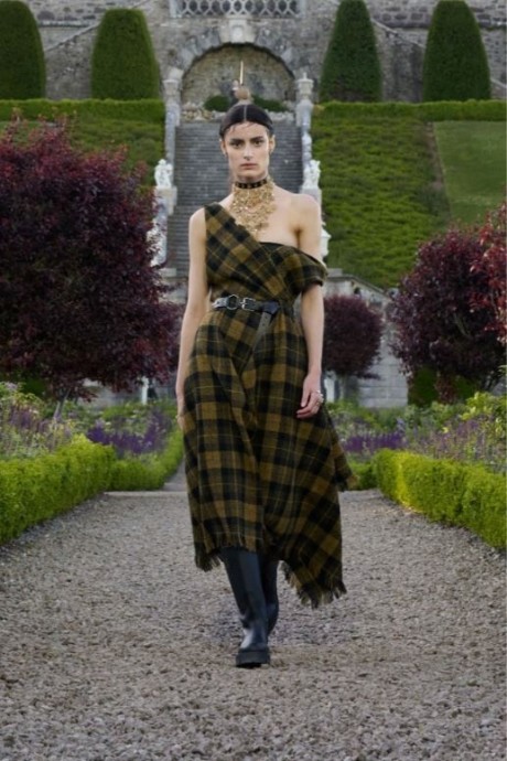 Коллекция CHRISTIAN DIOR CRUISE 2025