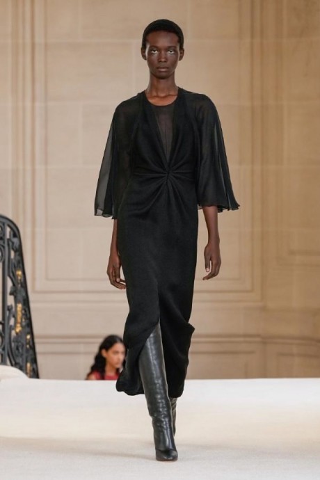 Коллекция Giambattista Valli Ready-To-Wear Осень-Зима 2025-2026