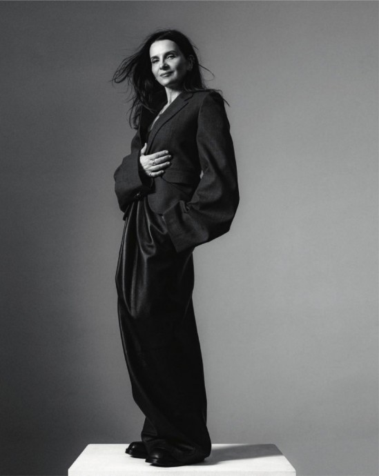 Жюльет Бинош (Juliette Binoche) в фотосессии для журнала Marie Claire France (2025) Жюльет Бинош (Juliette Binoche) в фотосессии для журнала Marie Claire France (2025)