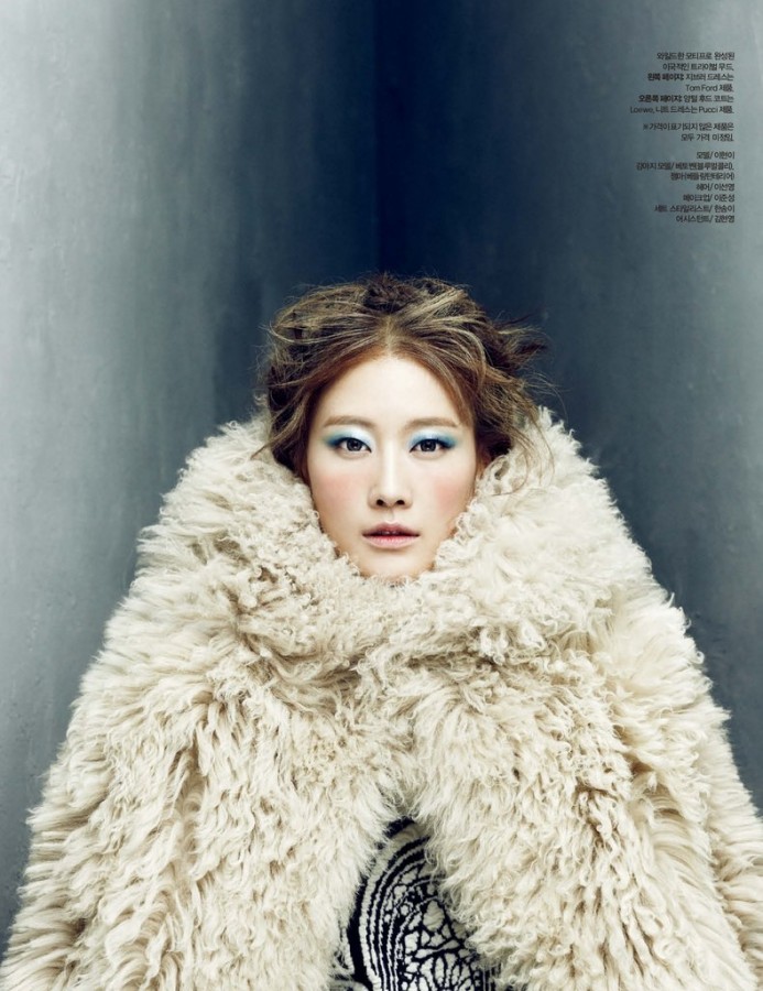 Lee Hyun Yi by Choi Yong Bin Lee Hyun Yi by Choi Yong Bin