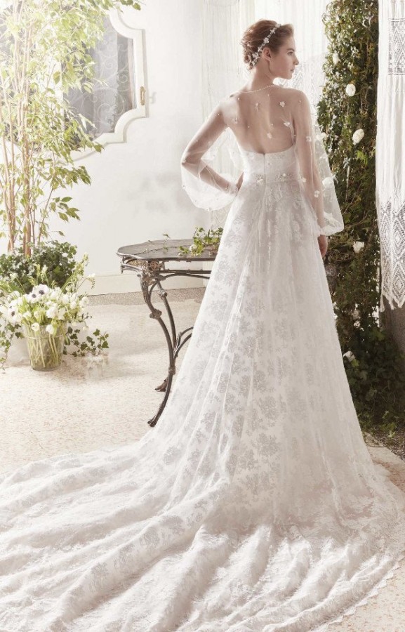 Чувственные и романтичные свадебные платья из коллекции Blumarine Sposa 2019