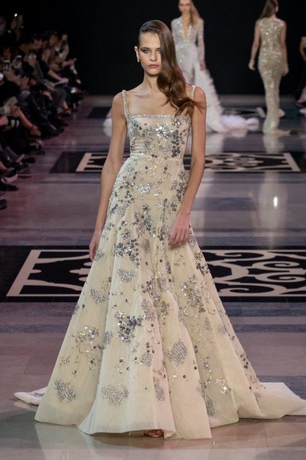 Spring-Summer 2019 от модельера Georges Hobeika Spring-Summer 2019 от модельера Georges Hobeika