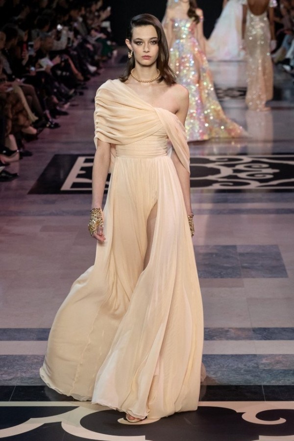 Spring-Summer 2019 от модельера Georges Hobeika Spring-Summer 2019 от модельера Georges Hobeika