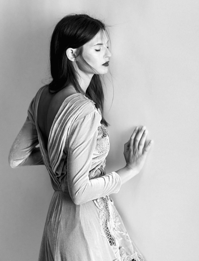 Bianca Balti for Glamour Italy by Giovanni Gastel Bianca Balti for Glamour Italy by Giovanni Gastel