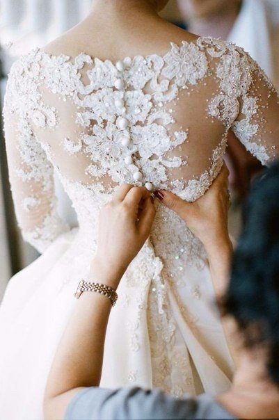 Очаровательные детали свадебных платьев