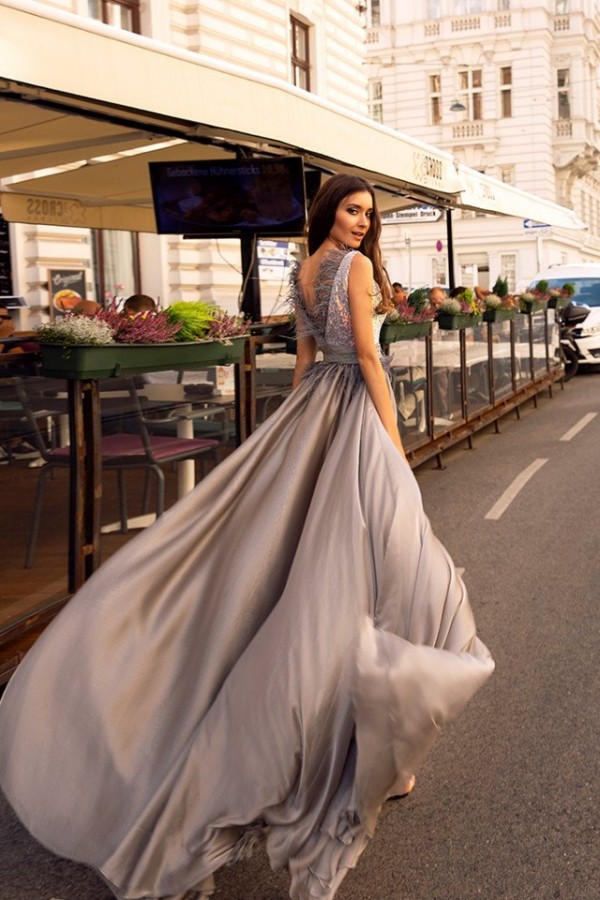 Безумно красивые вечерние платья от бренда Oksana Mukha