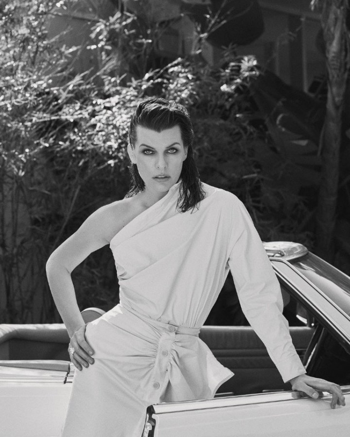 Потрясающая Милла Йовович для апрельского выпуска итальянского Elle