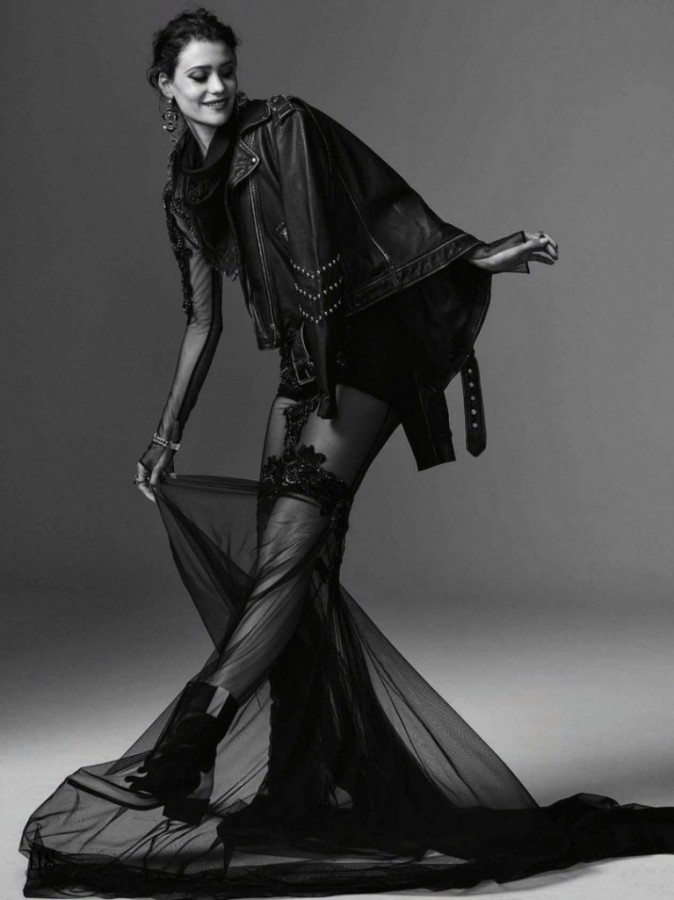 Emily Meuleman for Elle Australia by Jake Terrey Emily Meuleman for Elle Australia by Jake Terrey